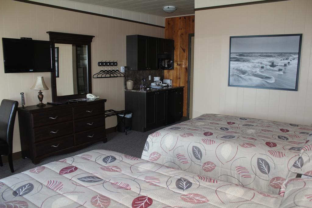Manoir Sur Mer Sainte Anne-des-Chênes Quarto foto